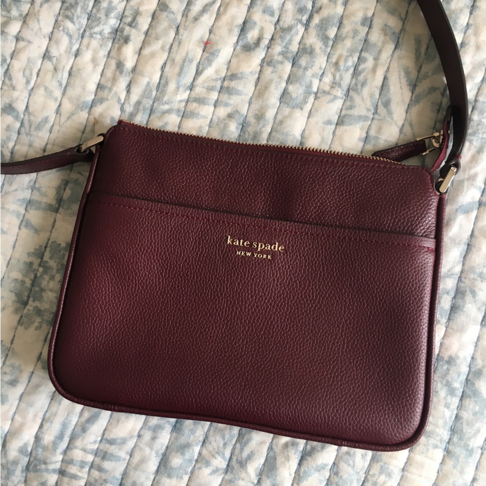 NWOT Kate Spade Run Around Medium Crossbody